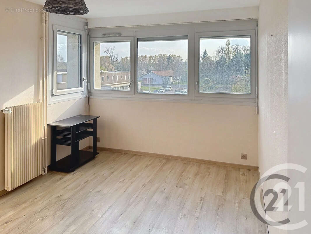 Appartement 79 m² à Auxerre  - photo 2