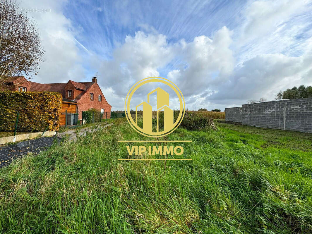 Terrain à WERVICQ-SUD