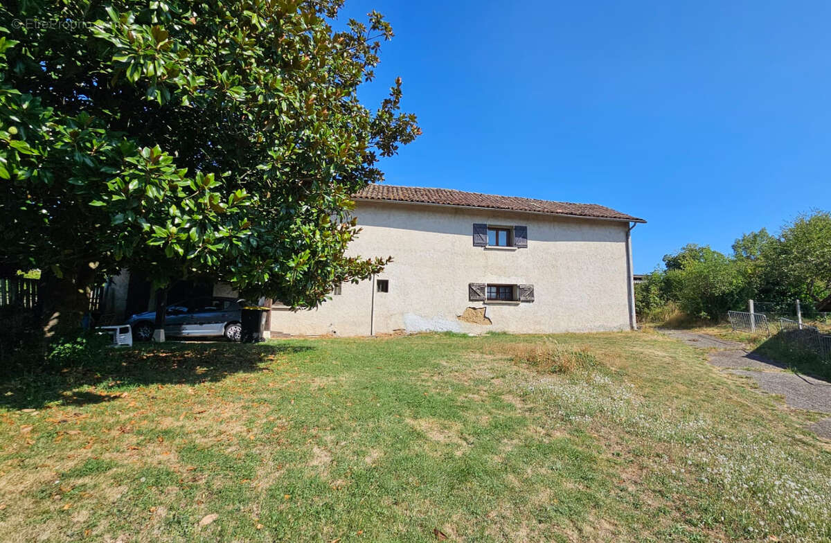 Maison Bourgoin Jallieu 5 pièce(s) 160 m2 - photo 3