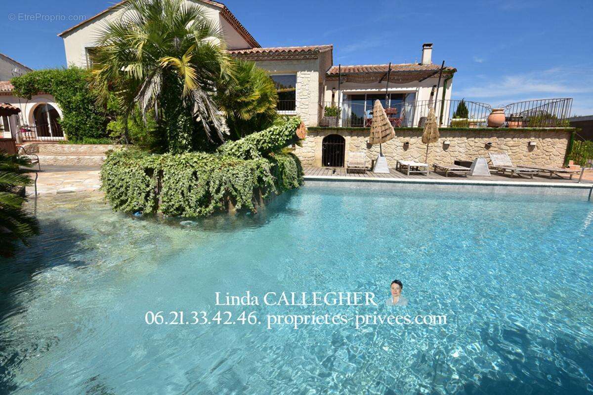 Villa 350m2 dont 9 pièces avec piscine et appartement en annexe - photo 3