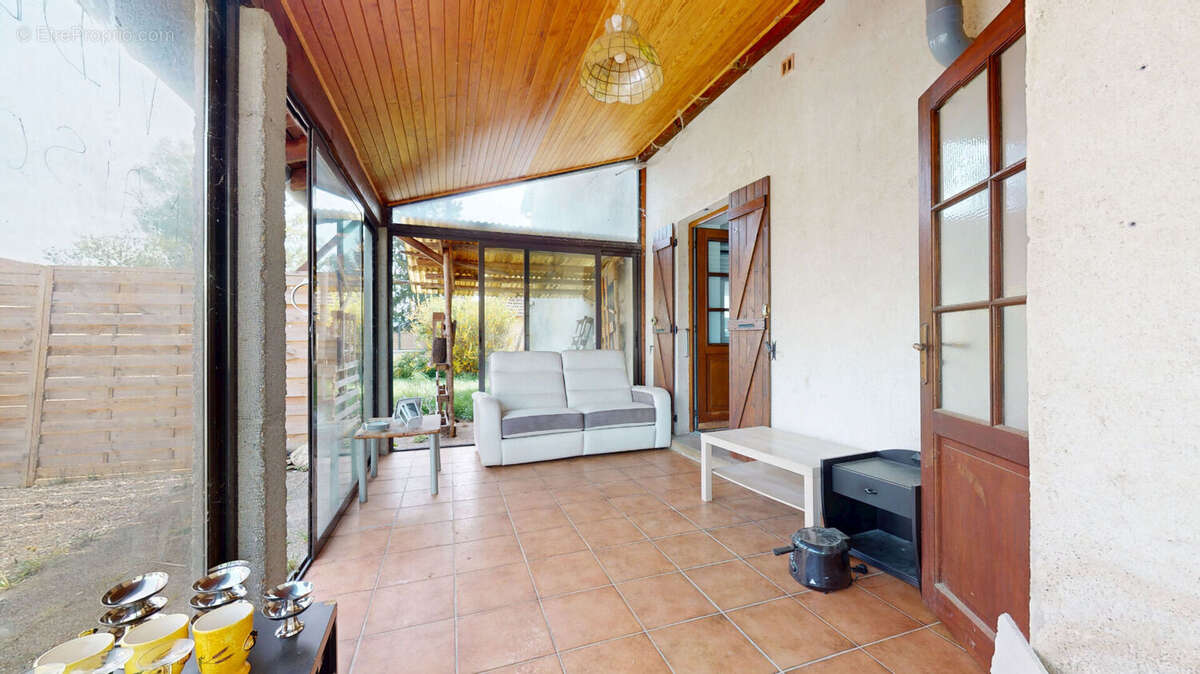 Maison 77 m² à Druillat  - photo 4