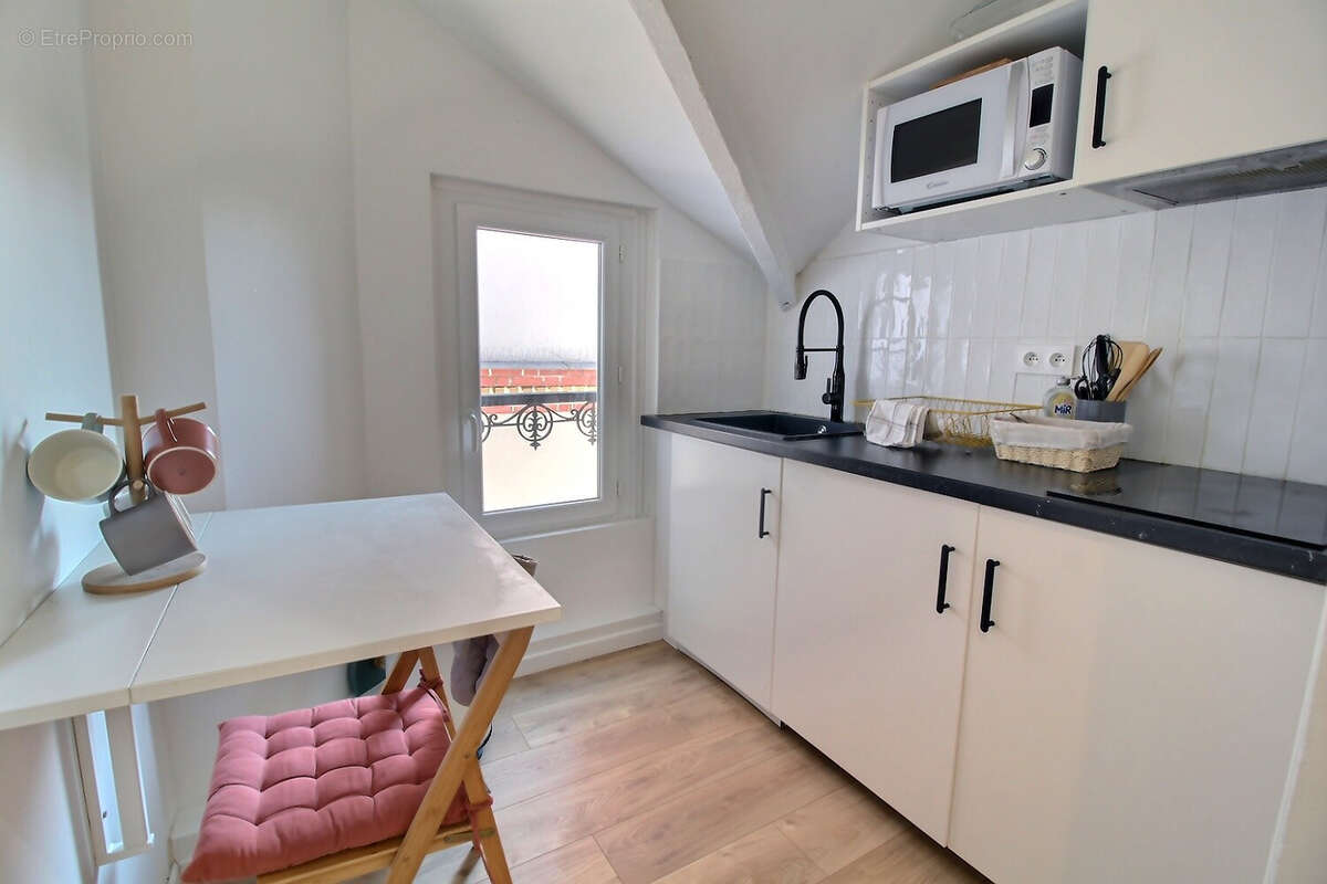 Appartement à LA GARENNE-COLOMBES