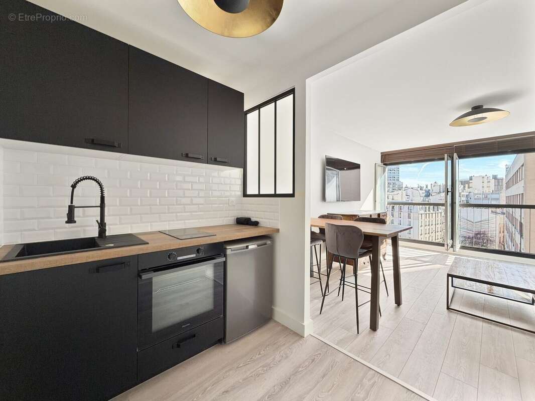 Appartement 46 m² à Paris-20e  - photo 5