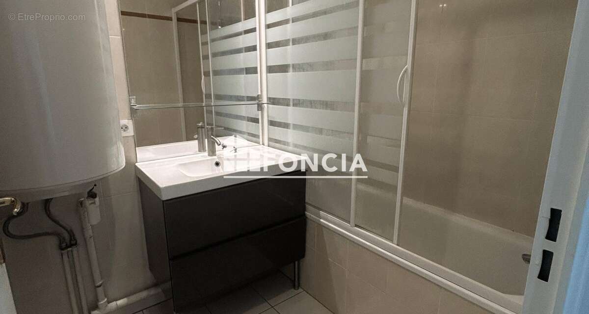 Appartement à LE PLESSIS-TREVISE