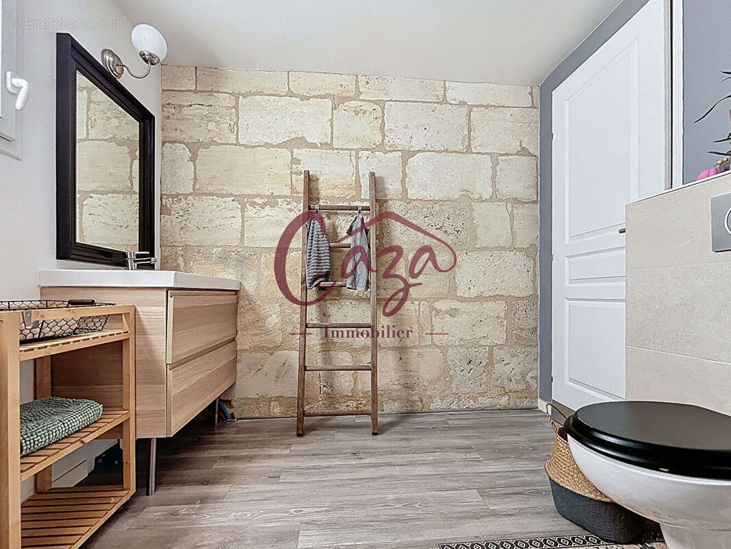 Maison à CAMBLANES-ET-MEYNAC