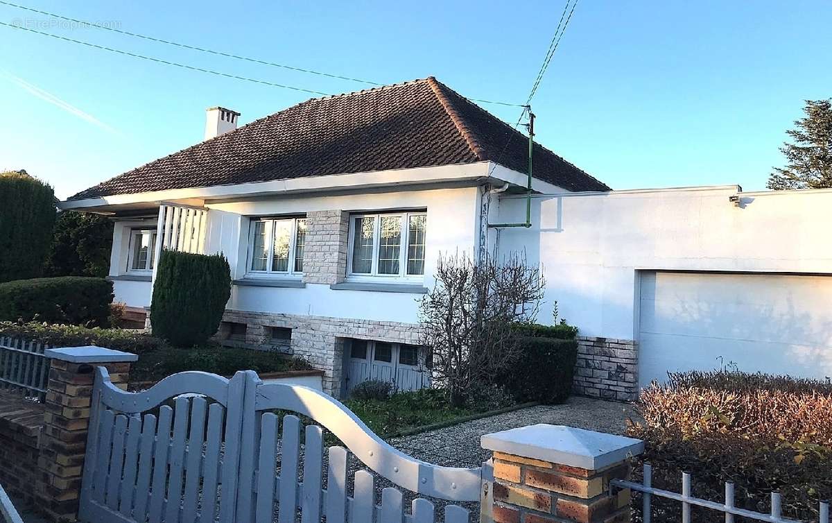 Maison à MAISNIL-LES-RUITZ