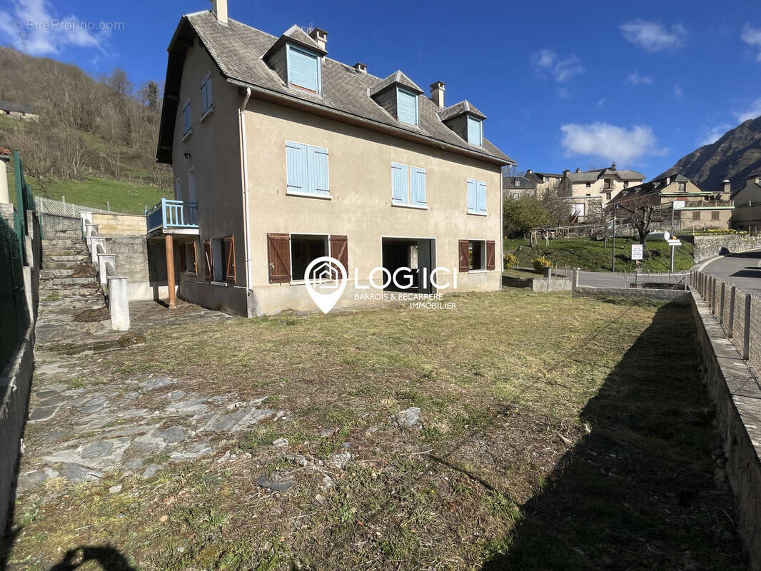 Maison à GRUST