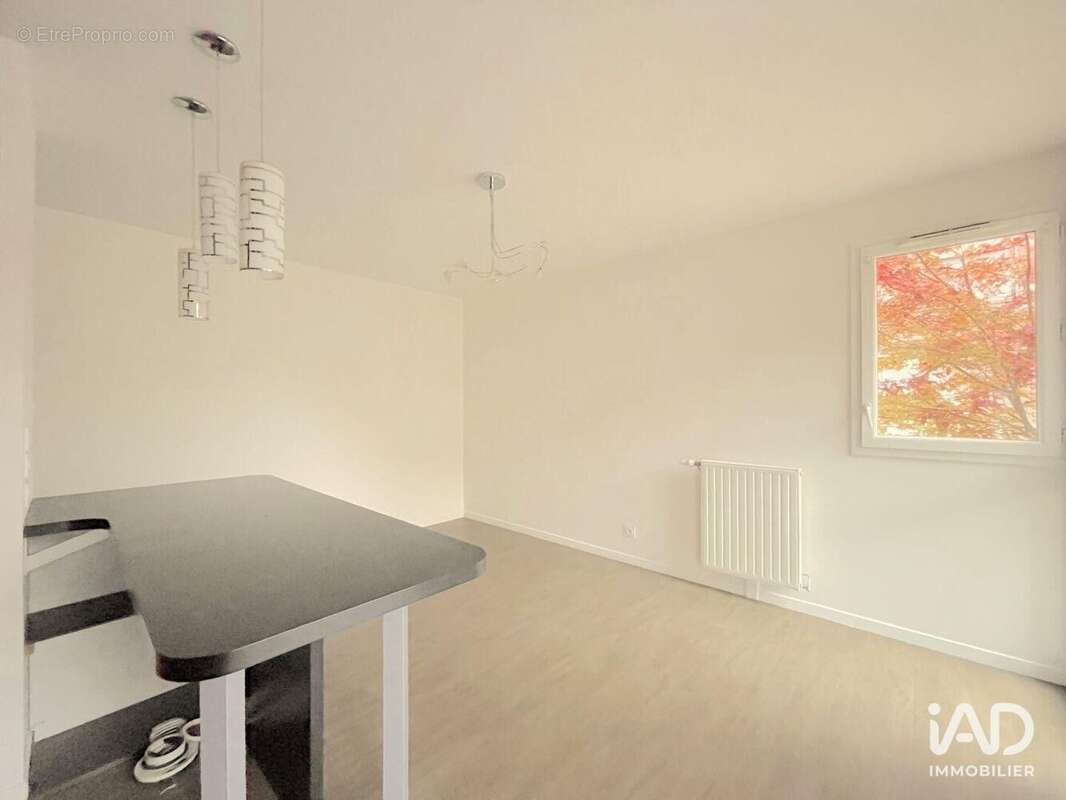 Photo 3 - Appartement à VIGNEUX-SUR-SEINE
