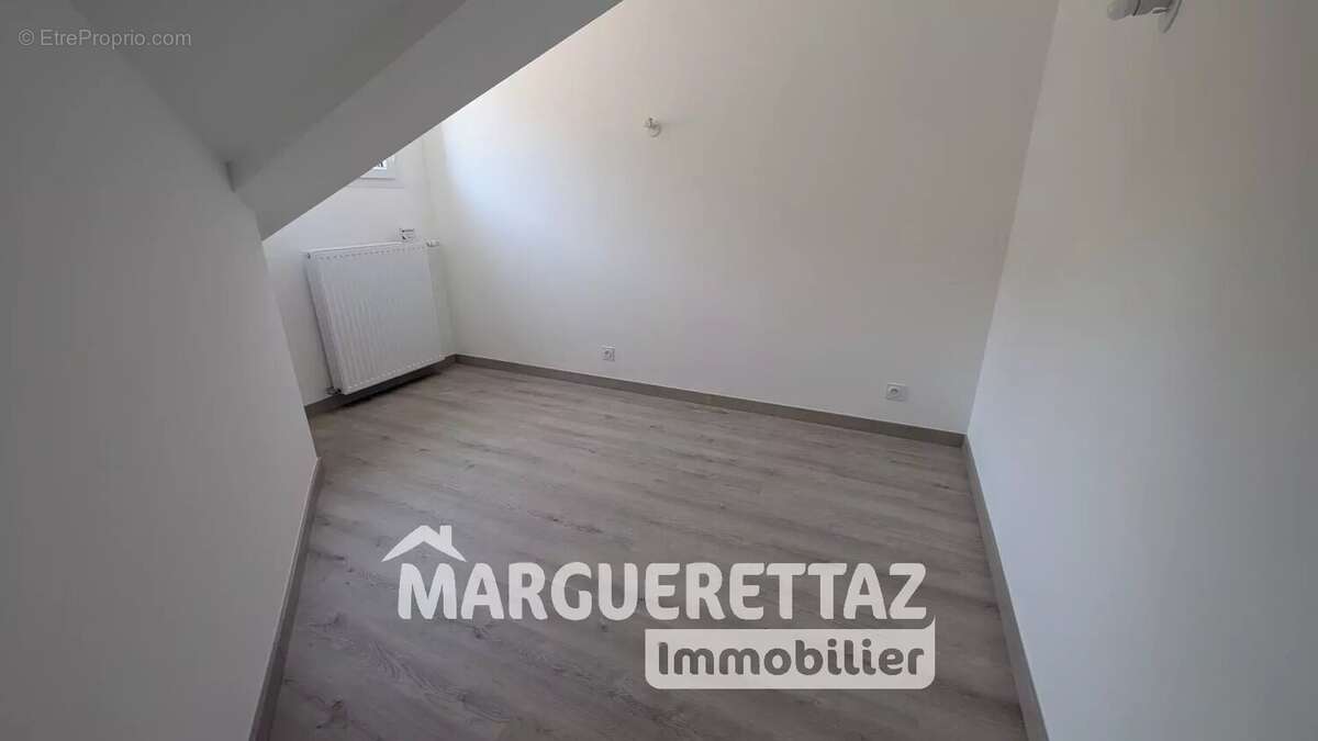 Appartement à SAINT-PIERRE-EN-FAUCIGNY