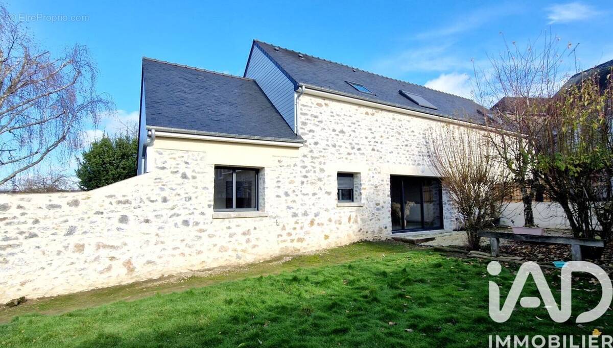 Photo 1 - Maison à LOUVERNE