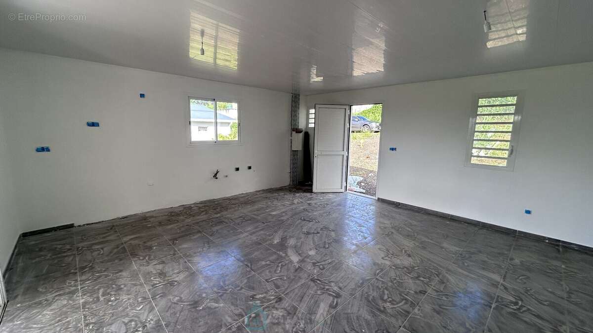 Maison à LE LAMENTIN