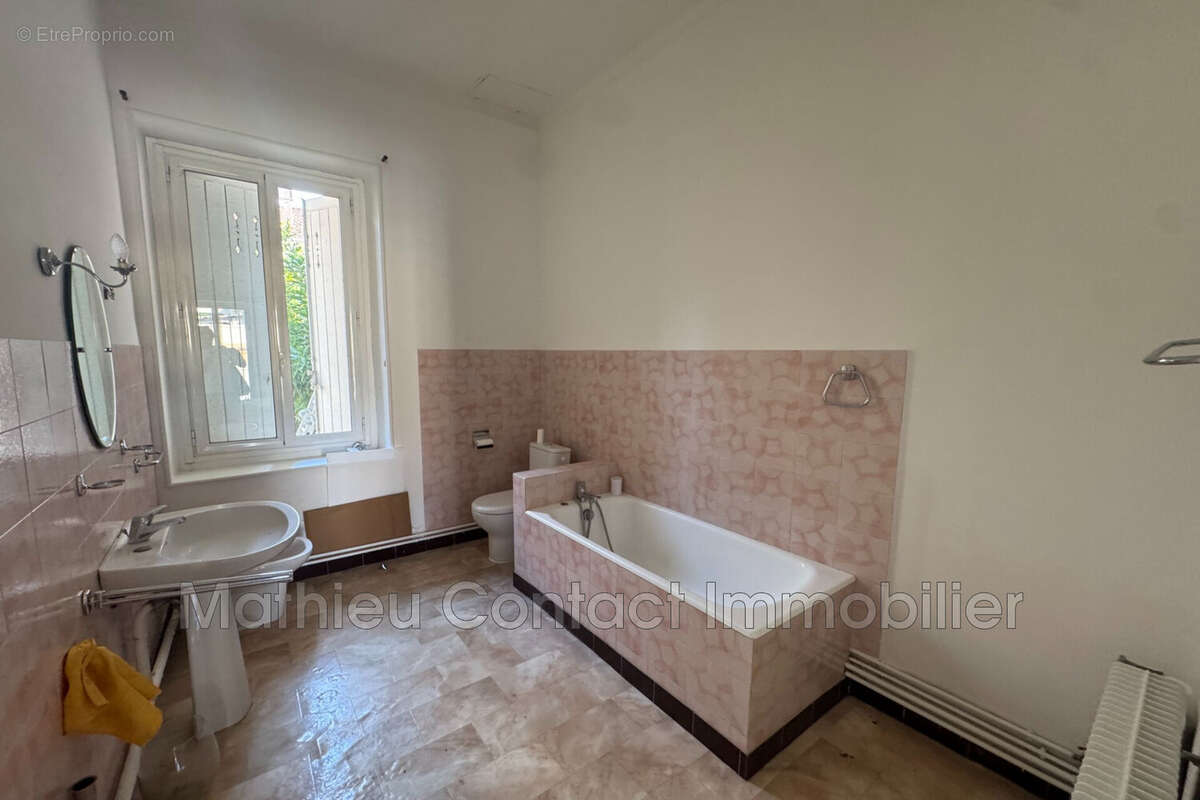 Maison 131 m² à Nimes  - photo 9
