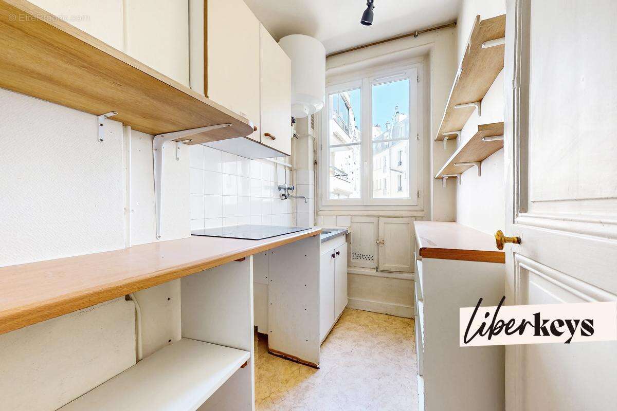 Appartement à PARIS-14E