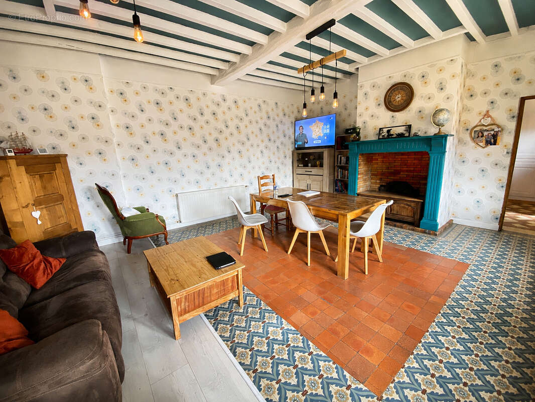 Maison à FORMERIE