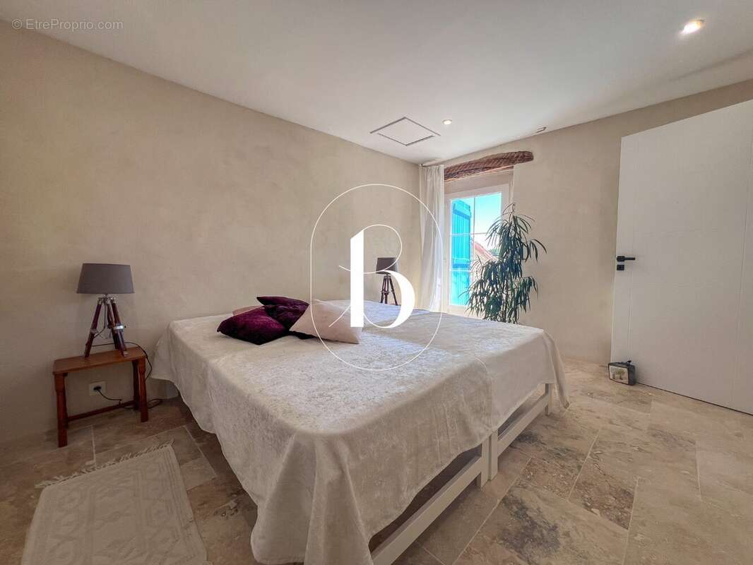 Maison 160 m² à Barjac  - photo 22