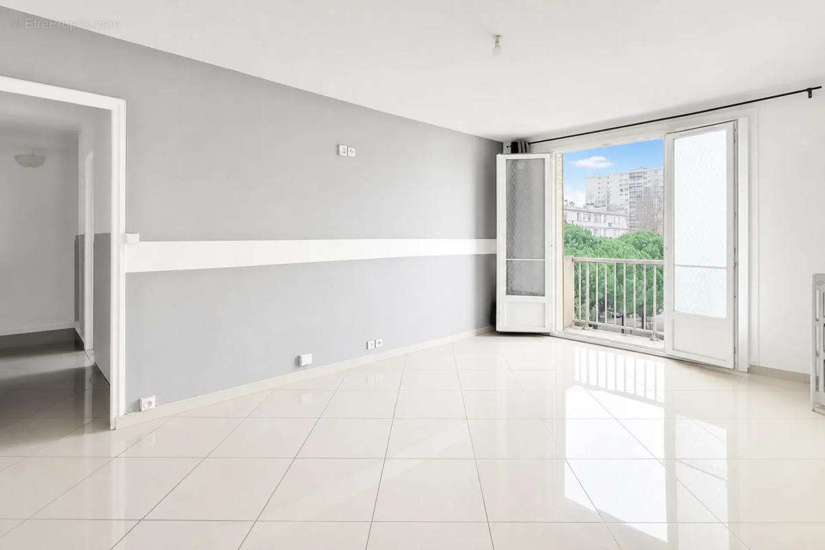 Appartement à RIS-ORANGIS