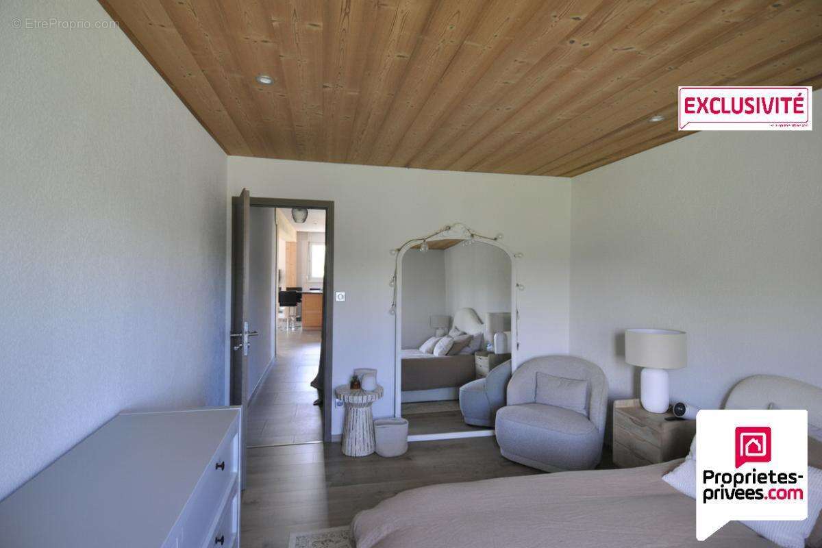 Montécheroux  Maison de charme 6 pièces  3 Chambres SH 149.6 m²  Terrain 6740 m² - photo 7