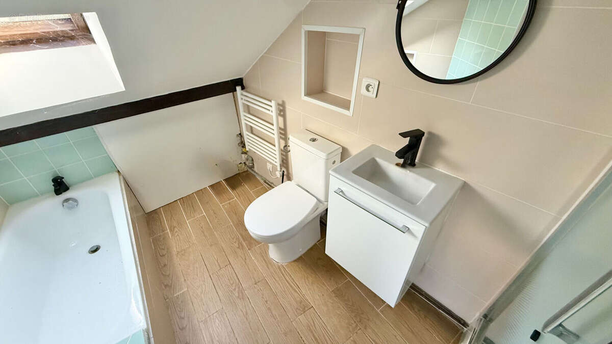 Appartement à CORBEIL-ESSONNES