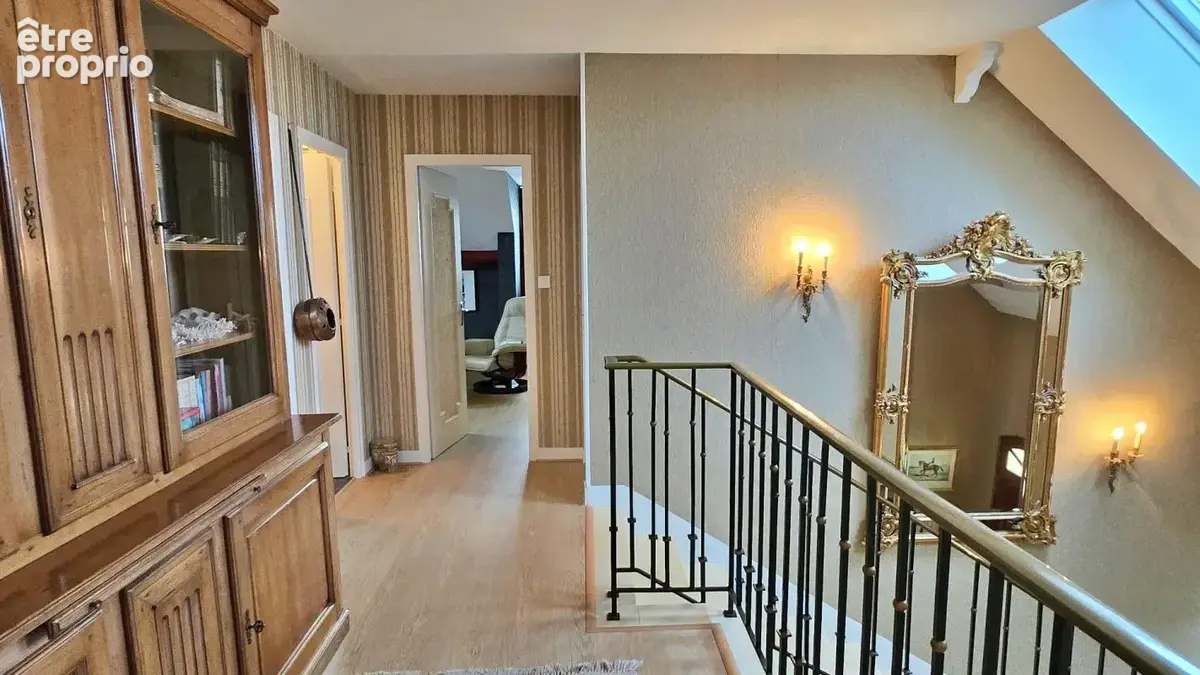 Grande maison Familiale avec Garage et Jardin - Proche Centre-bourg et Commodités - photo 9