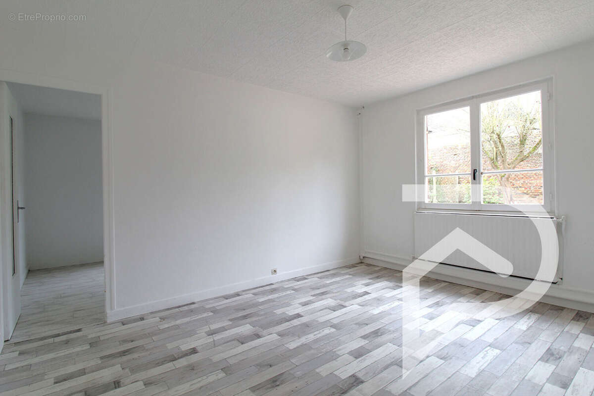 Maison à GRANDFRESNOY