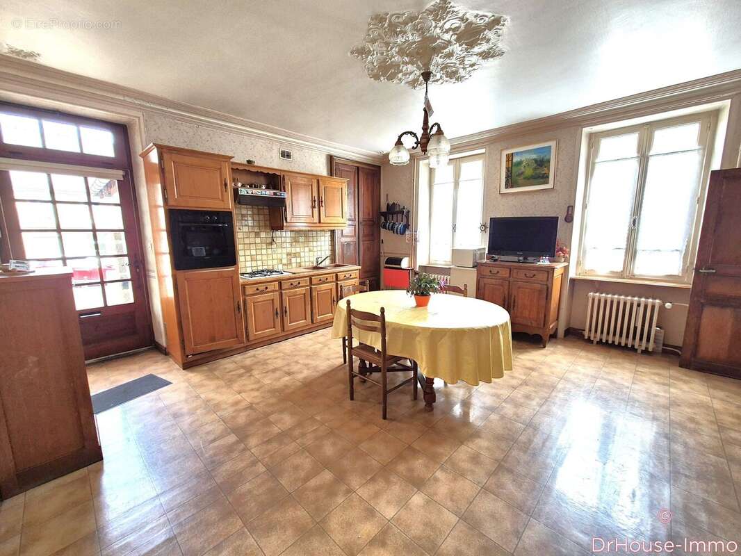 Maison 110 m² à Gorron  - photo 10