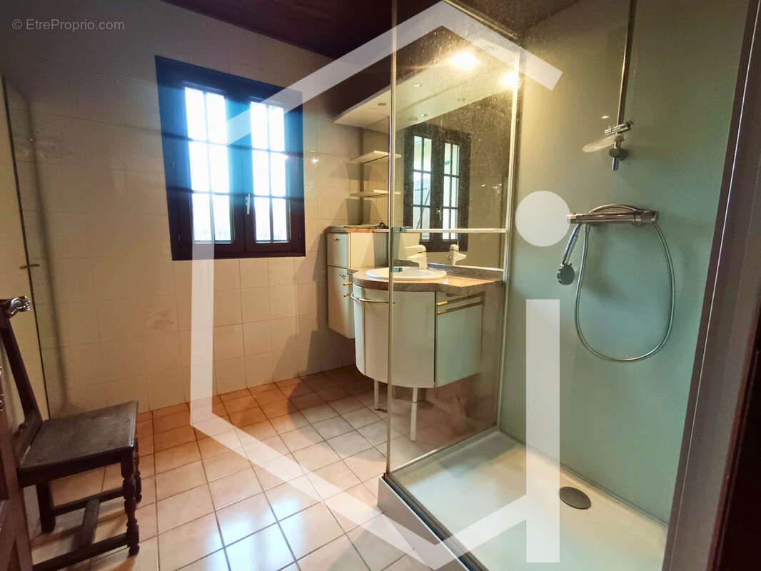 Maison à COSNE-COURS-SUR-LOIRE