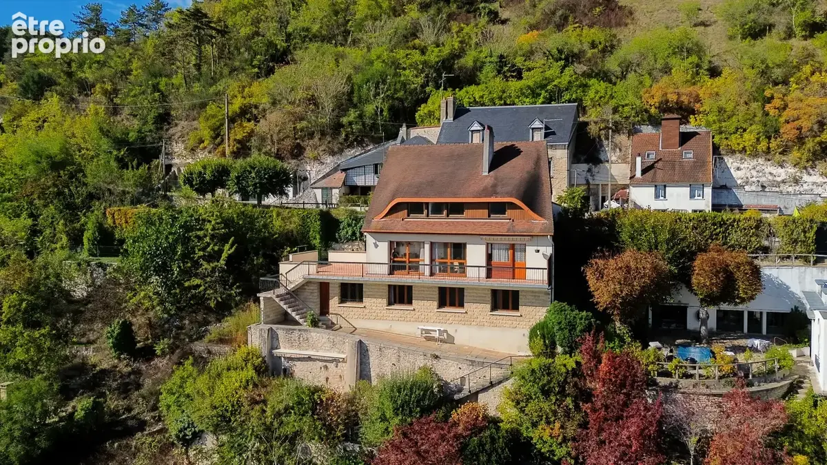 Maison  - la roche guyon - 7pièces - photo 1