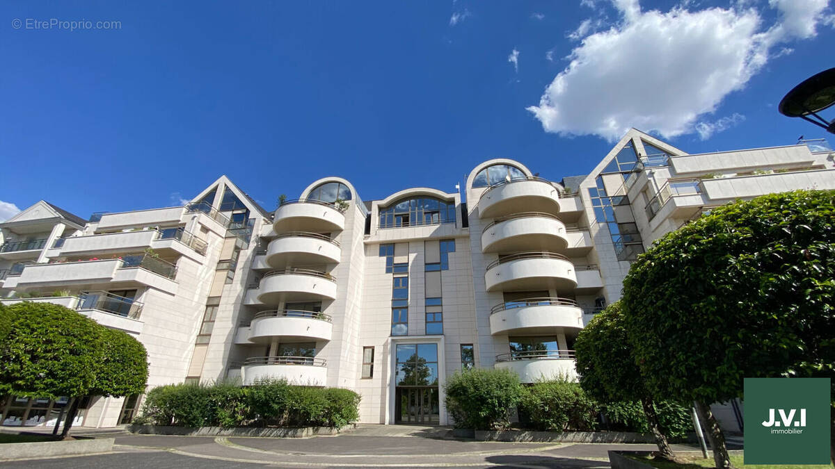 Appartement à ENGHIEN-LES-BAINS