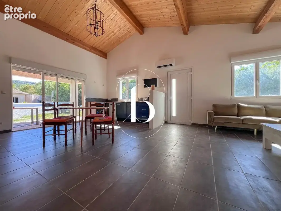 Maison 4 pièces 108 m² à vendre à Bessas (07150) - photo 11