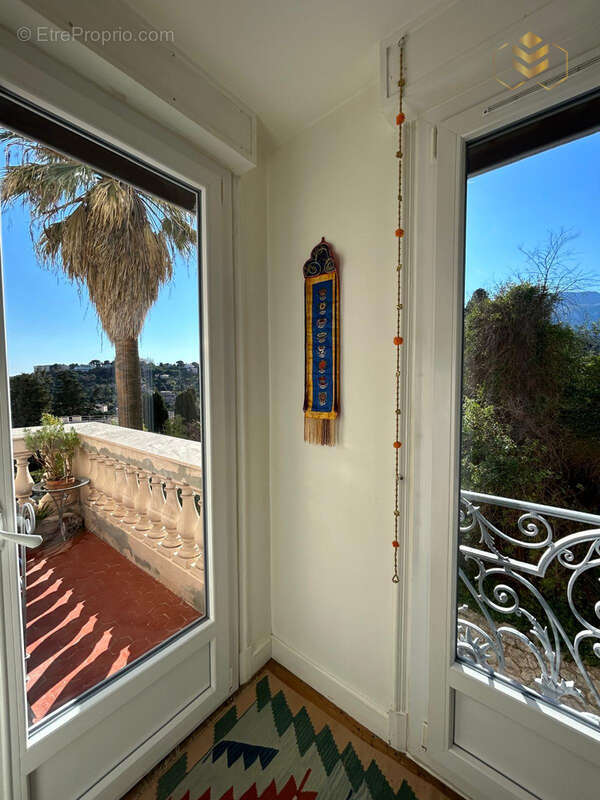Appartement à MENTON
