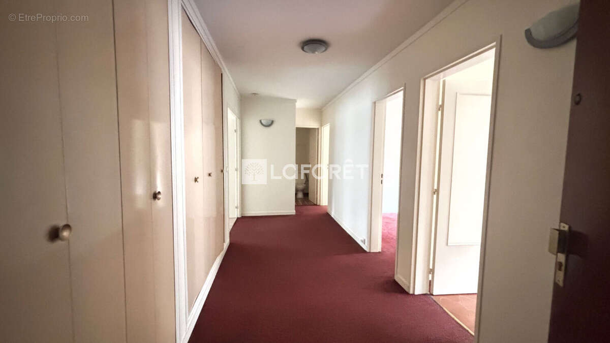 Appartement à PARIS-20E