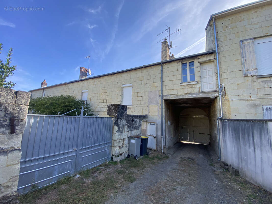 Maison à FONTEVRAUD-L'ABBAYE