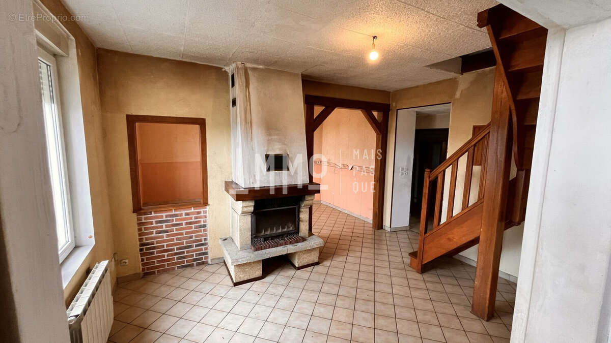 Maison à SAINT-CALAIS