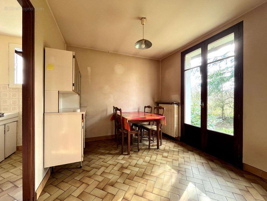 Maison à AGEN-D'AVEYRON