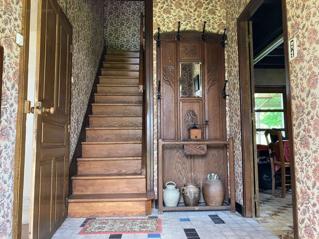 Maison à SAINT-MARCEL-EN-MARCILLAT