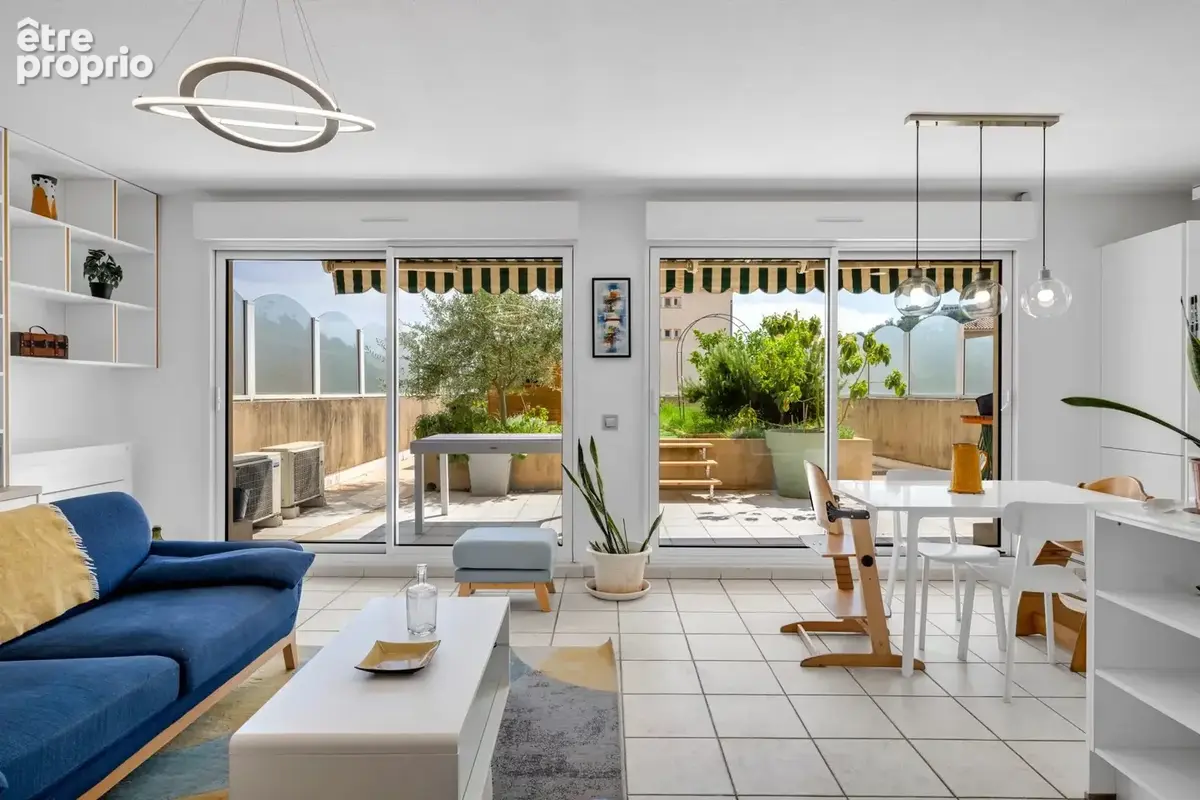 MENTON - BORRIGO - Appartement 4 pièces avec très grande terrasse et garage - photo 3