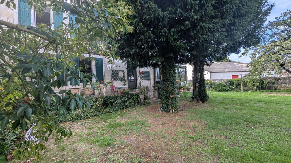 Maison à TONNAY-CHARENTE