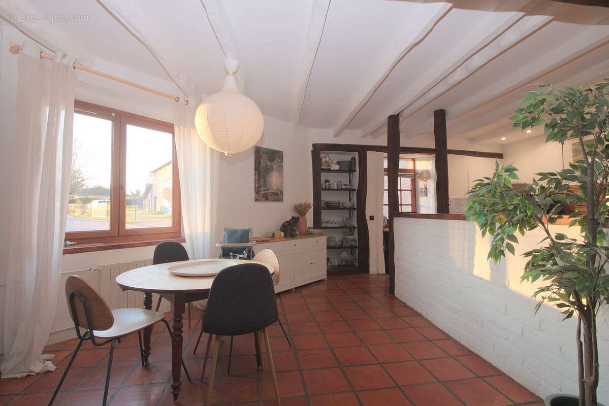 Maison à AIXE-SUR-VIENNE