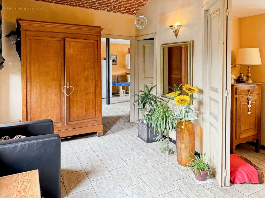 Ligny-en-Cambrésis – Propriété de charme avec piscine et parc arboré - photo 3
