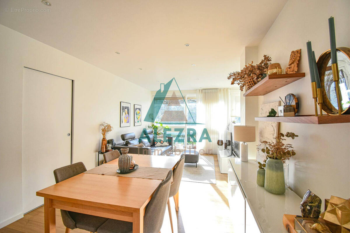 Appartement à LA CELLE-SAINT-CLOUD