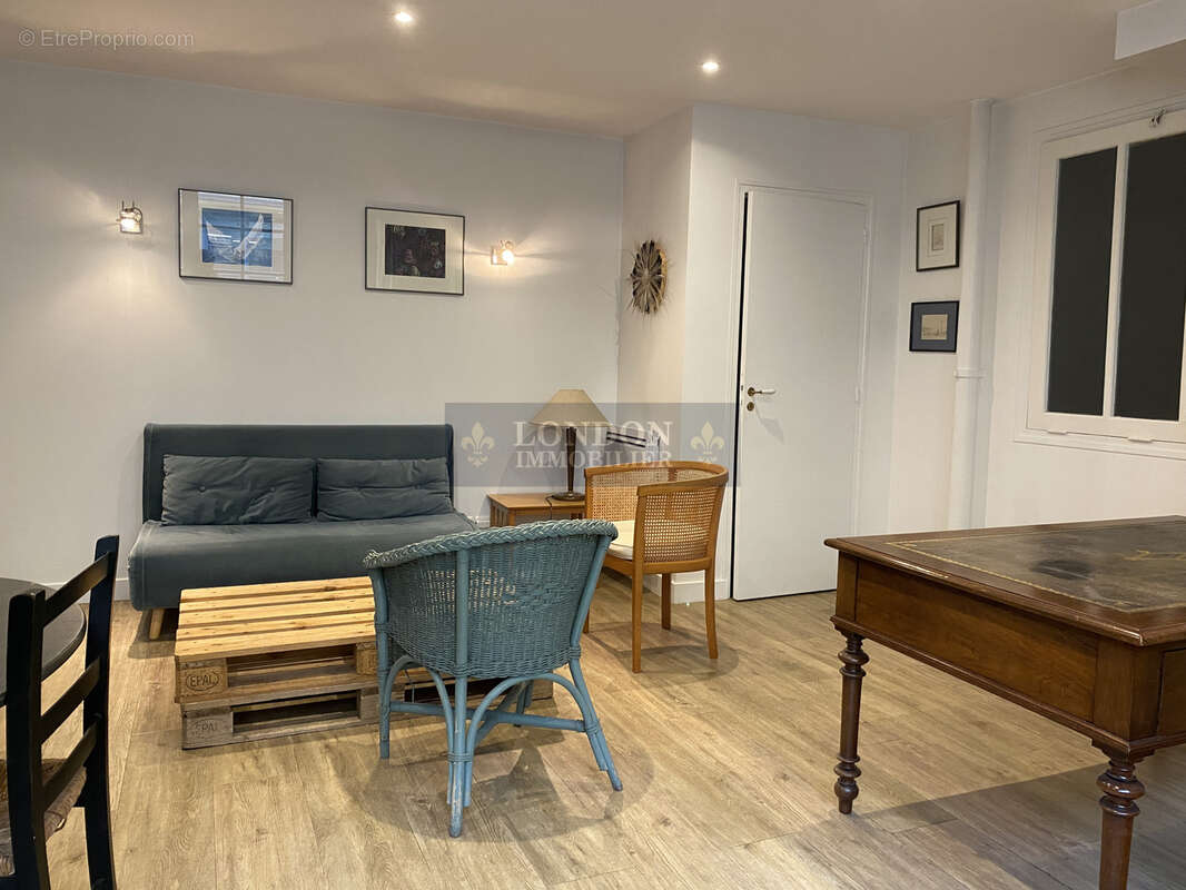 Appartement à VERSAILLES