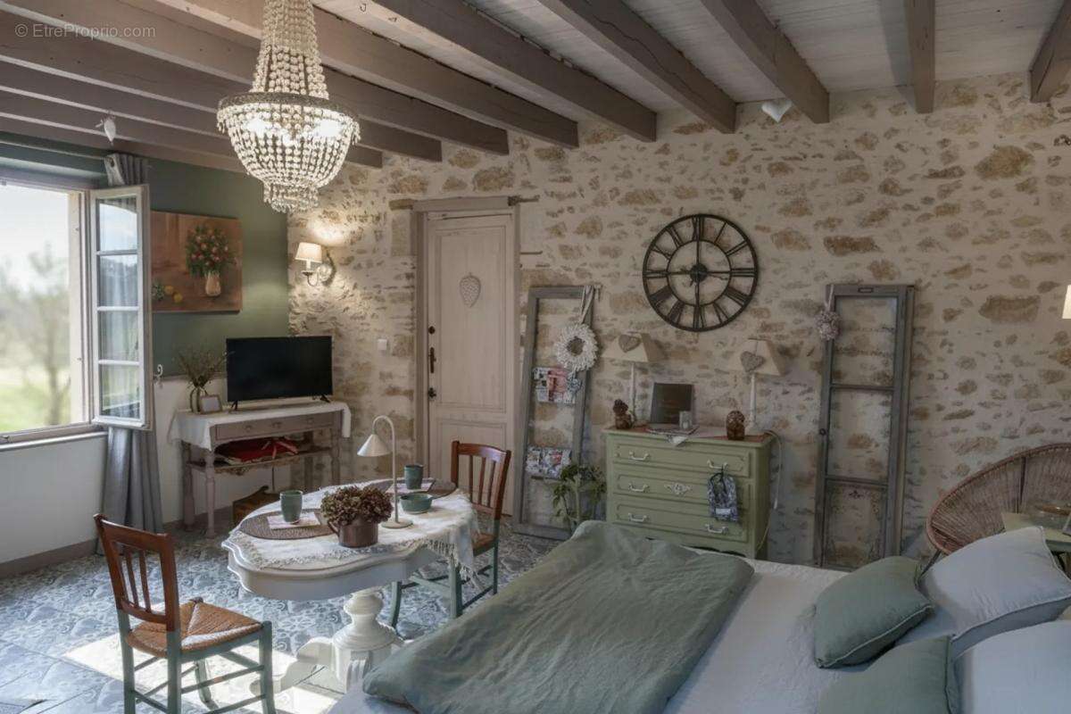 Maison à SAUVETERRE-DE-GUYENNE