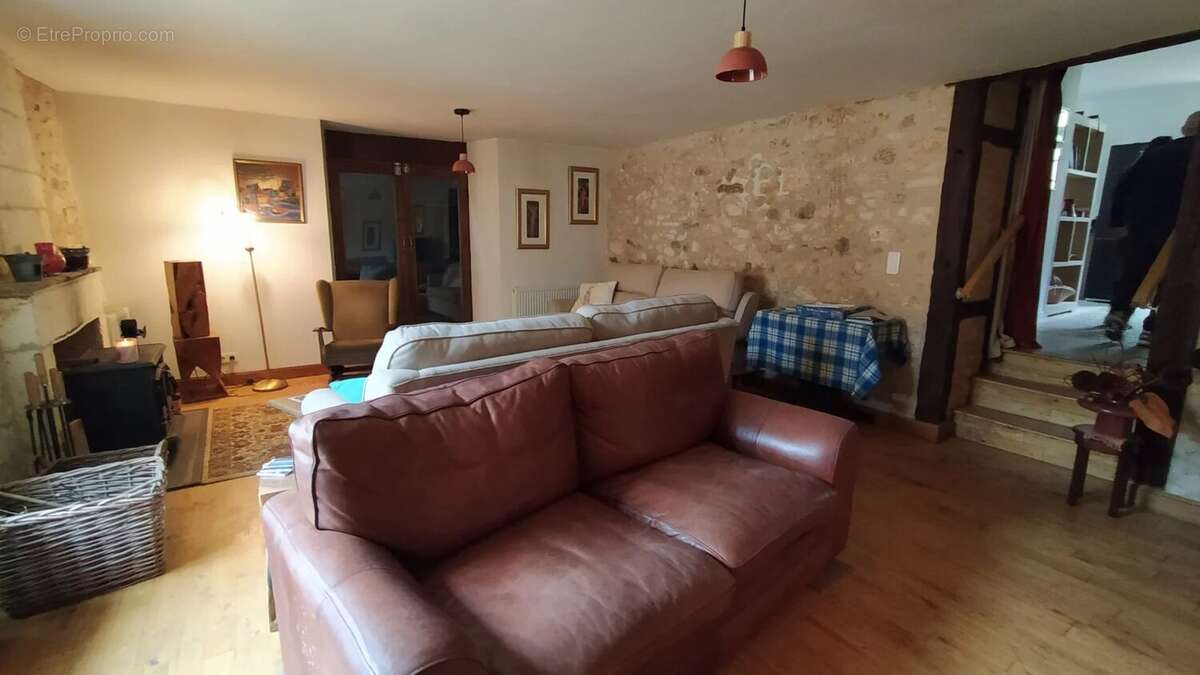 Maison de village spacieuse - photo 7