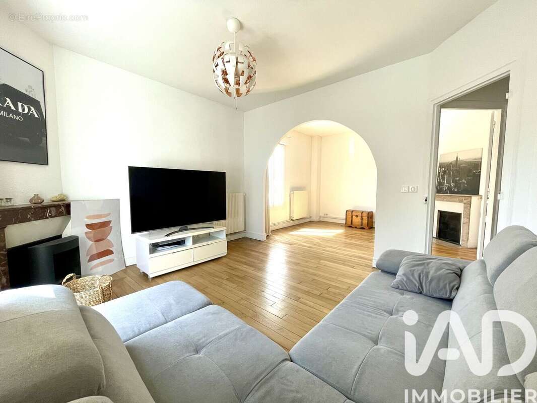 Photo 2 - Appartement à MONTEREAU-FAULT-YONNE