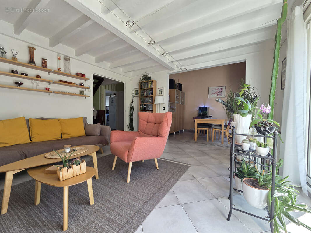 Marly la ville pavillon 5 pieces 3 chambres garage jardin - photo 3