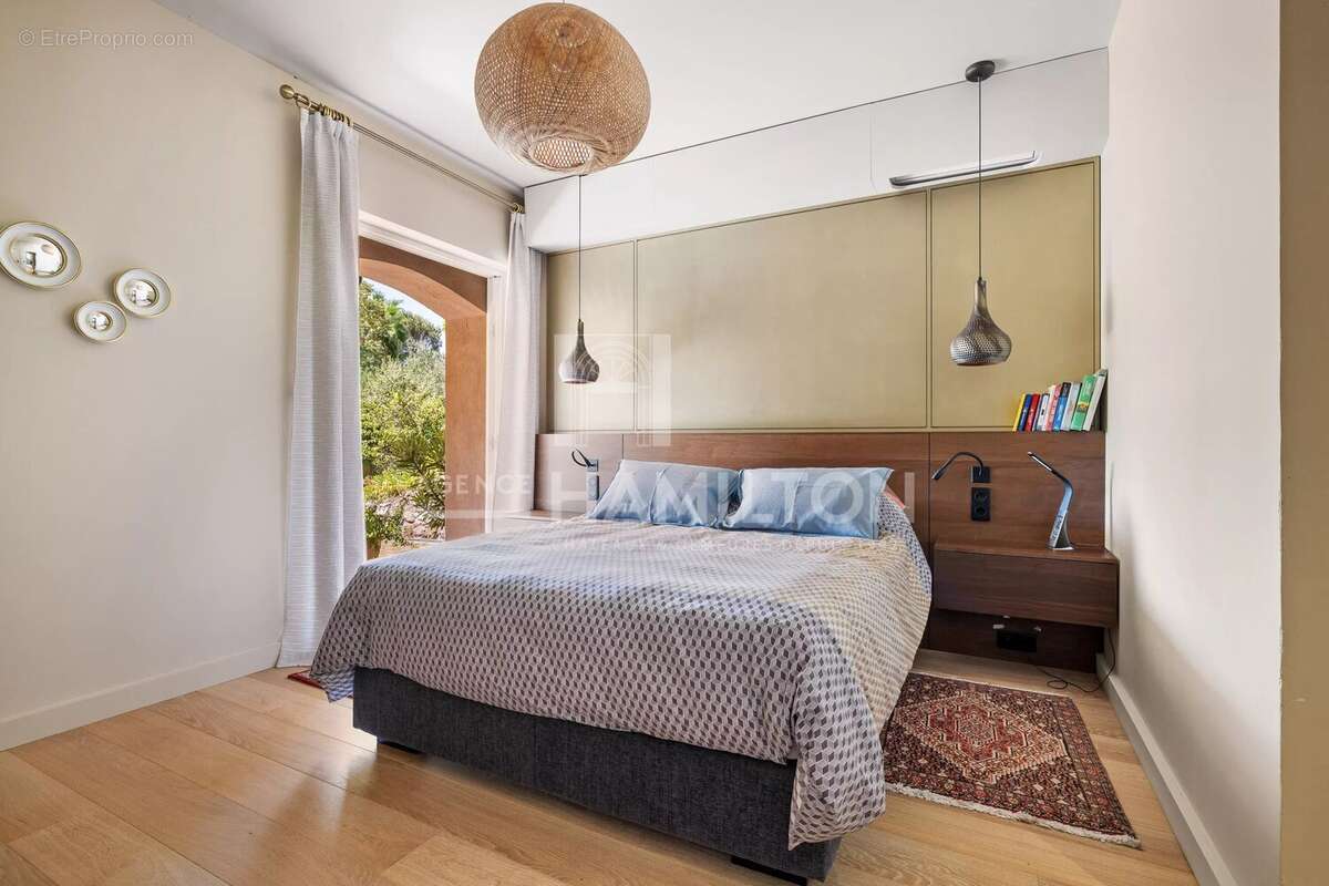 Magnifique villa de plain-pied avec piscine proche de Valbonne - photo 8