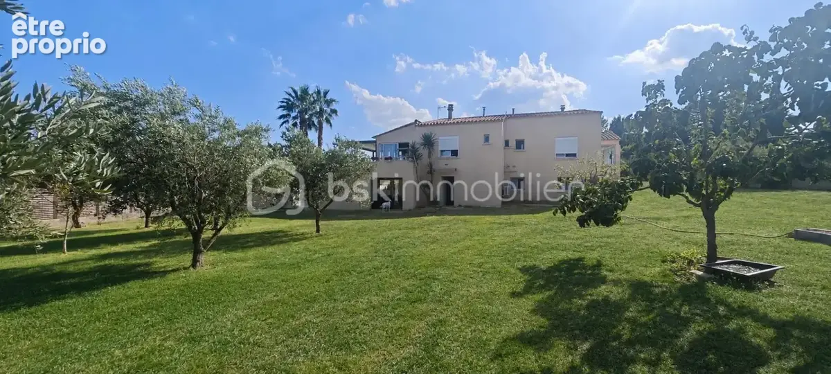 Montbazin à 20 min de Montpellier et Sète !!! – Propriété de caractère de 233 m² sur 3285 m² constructibles - photo 2
