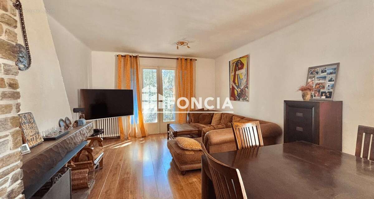 Maison à LA LONDE-LES-MAURES