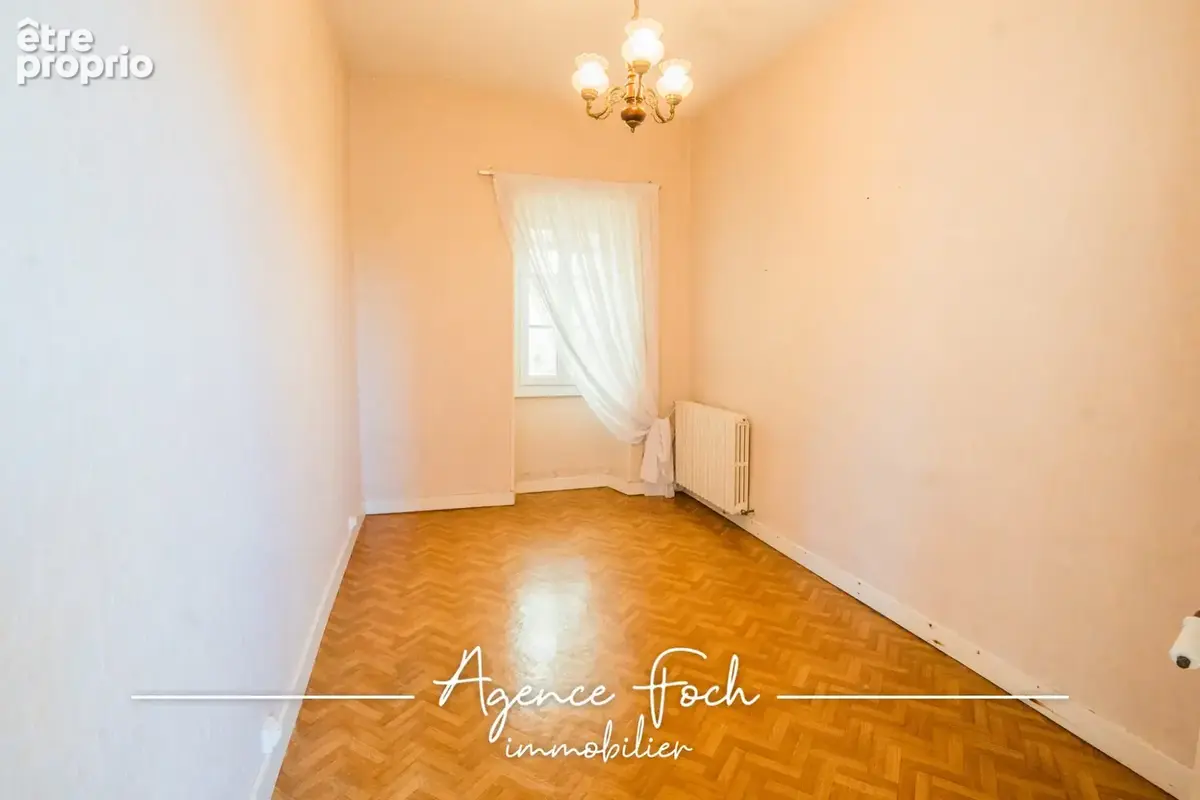 Maison 5 pièces 133 m² à vendre à Laloubere (65310) - photo 8