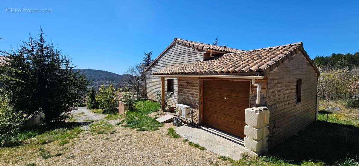 Photo 2 - Maison à SAINT-ETIENNE-LES-ORGUES